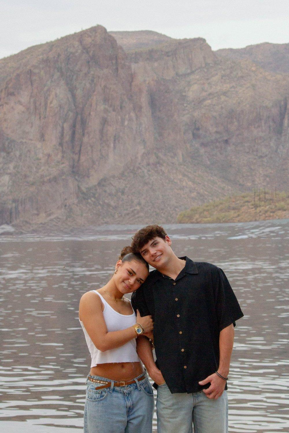 carousel-hero-element image-0