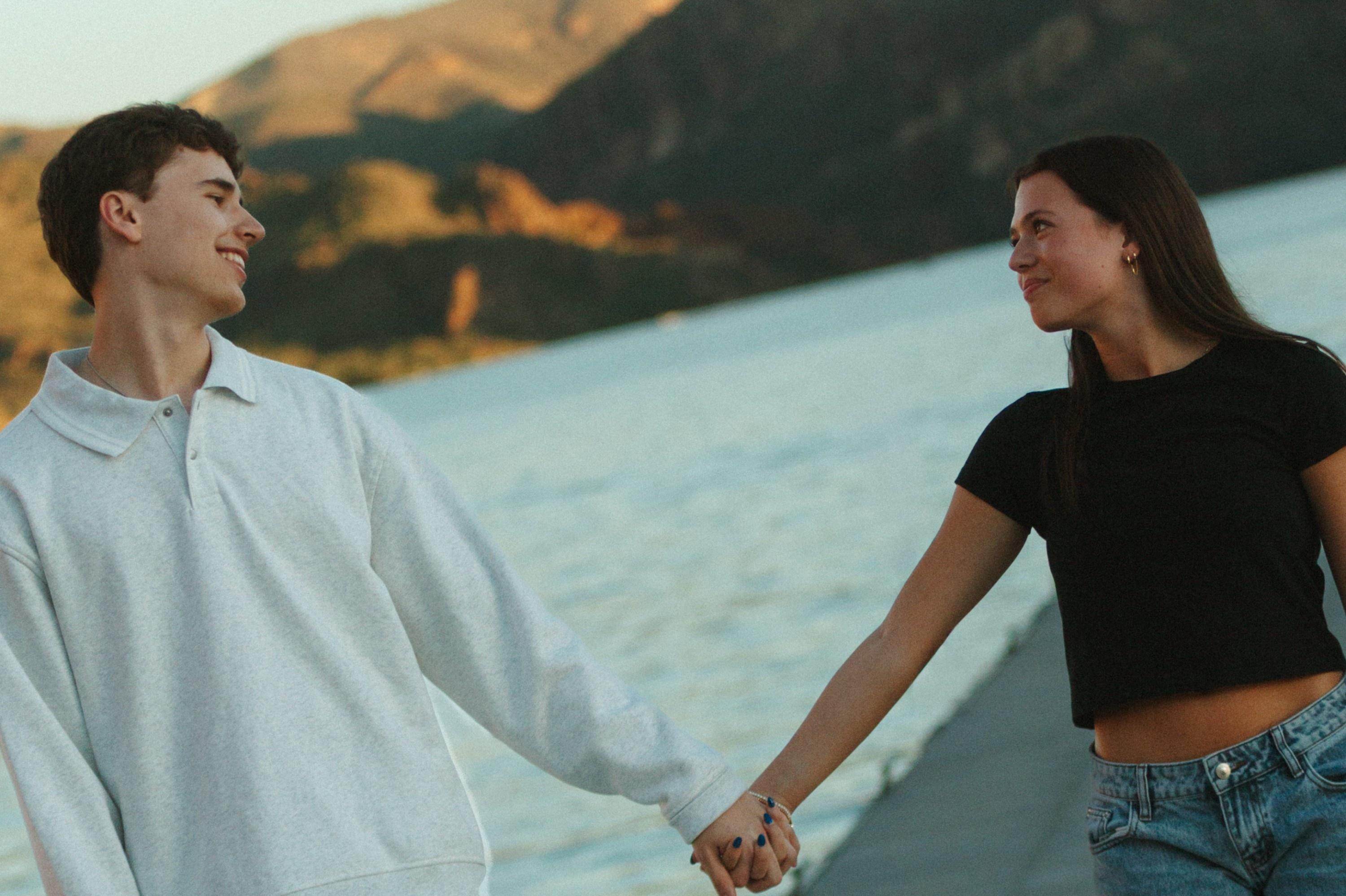 carousel-hero-element image-2