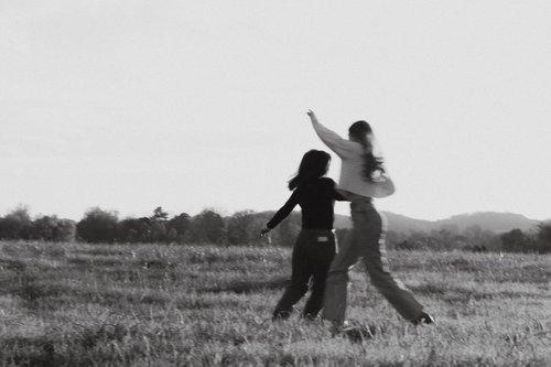 carousel-hero-element image-1