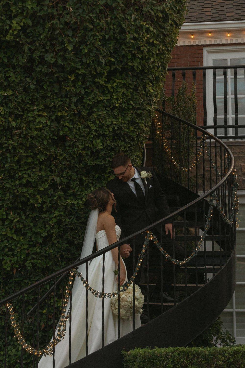 carousel-hero-element image-1