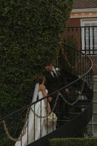 mobile - carousel-hero-element image-1