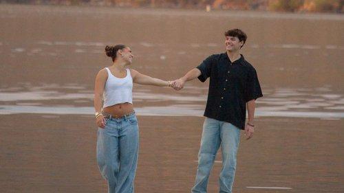 carousel-hero-element image-1