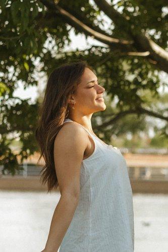 mobile - carousel-hero-element image-4