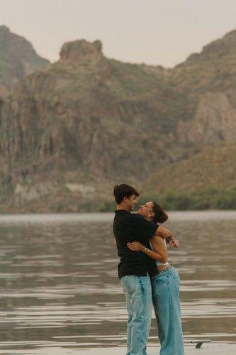 mobile - carousel-hero-element image-9